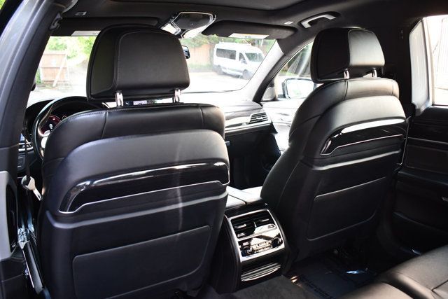 2017 BMW 7 Series 750i xDrive - 22854199 - 52
