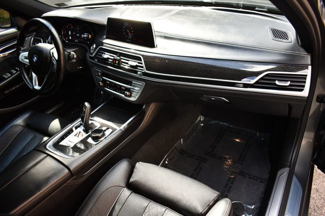 2017 BMW 7 Series 750i xDrive - 22854199 - 56