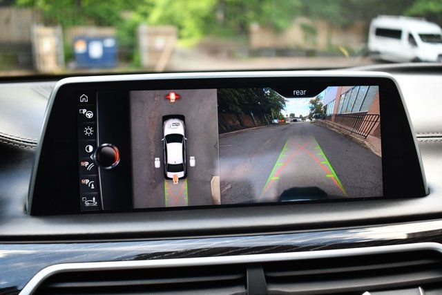 2017 BMW 7 Series 750i xDrive - 22854199 - 68