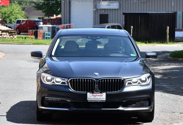 2017 BMW 7 Series 750i xDrive - 22870738 - 1