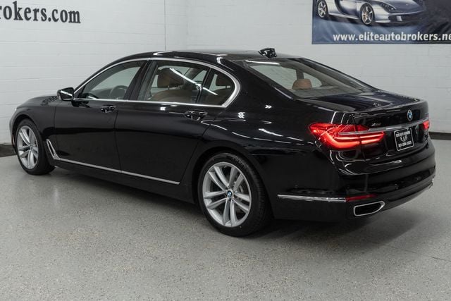 2017 BMW 7 Series 750i xDrive - 22709415 - 53