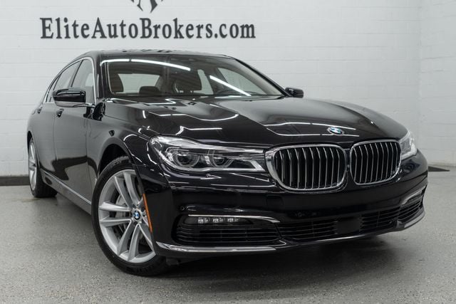 2017 BMW 7 Series 750i xDrive - 22709415 - 5