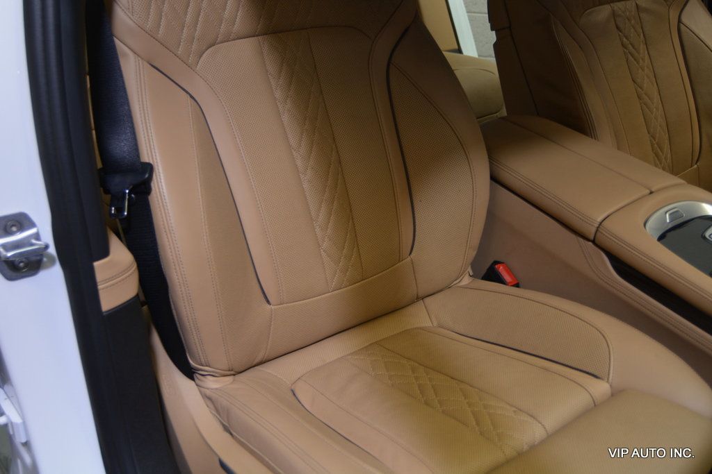 2017 BMW 7 Series 750i xDrive - 23035619 - 19