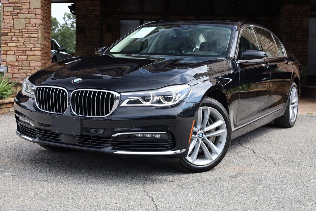 2017 Bmw 750i / B7 xDrive photo 2