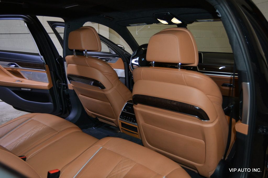 2017 BMW 7 Series M760i xDrive - 22940991 - 12