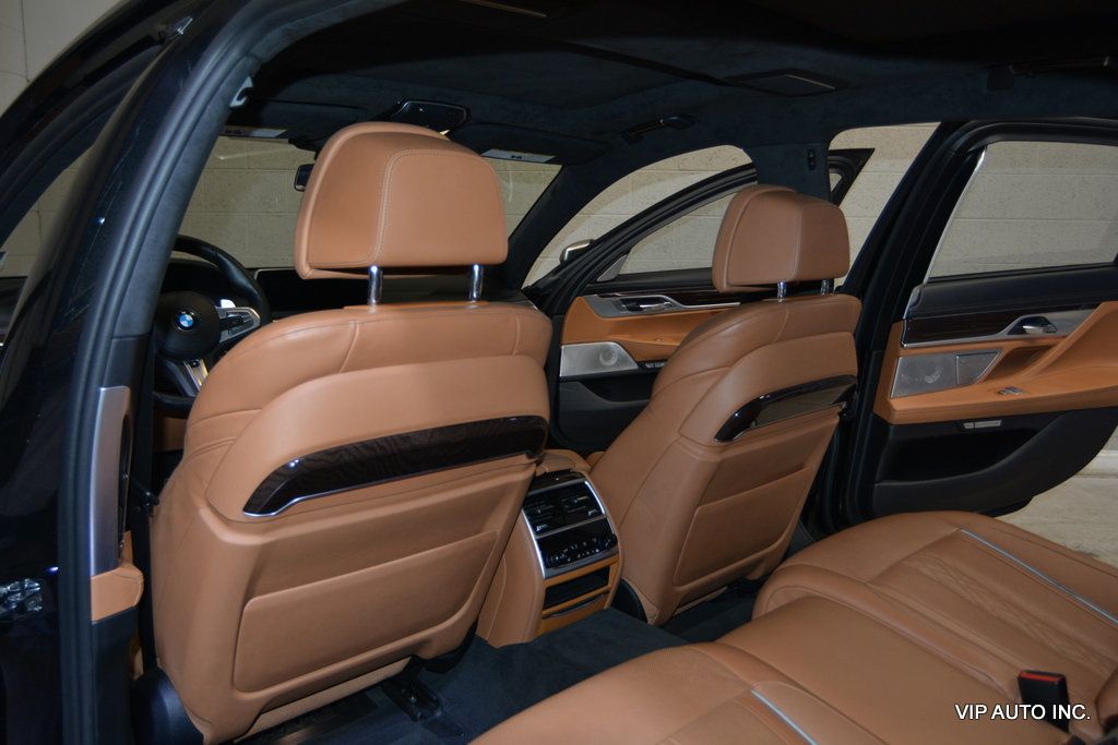 2017 BMW 7 Series M760i xDrive - 22940991 - 13