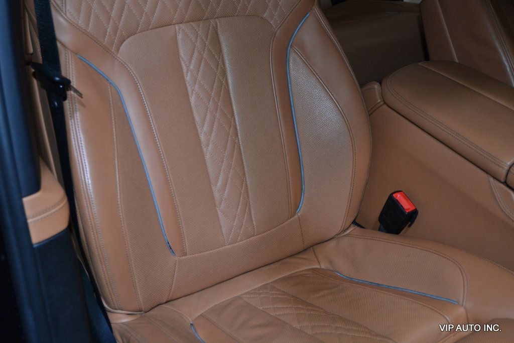 2017 BMW 7 Series M760i xDrive - 22940991 - 19