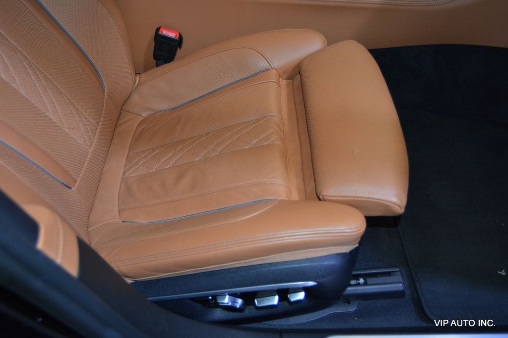 2017 BMW 7 Series M760i xDrive - 22940991 - 21