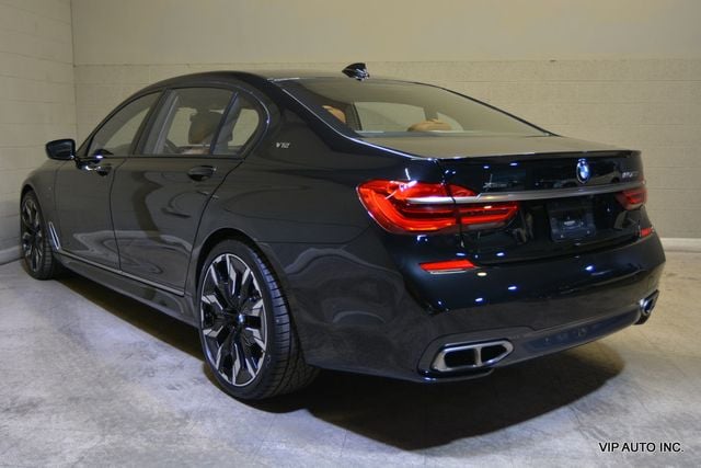 2017 BMW 7 Series M760i xDrive - 22940991 - 2