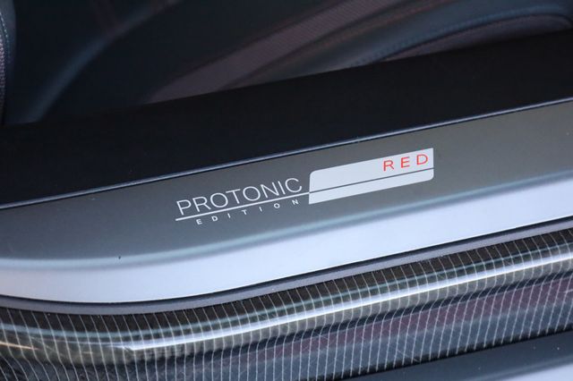 2017 BMW i8  - 22968464 - 18