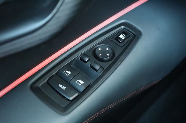 2017 BMW i8  - 22968464 - 30