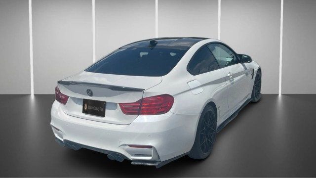 2017 BMW M4 2dr Coupe - 23051470 - 4