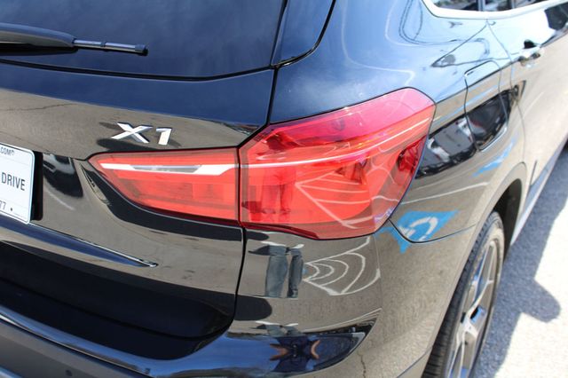 2017 BMW X1 sDrive28i - 22983884 - 9