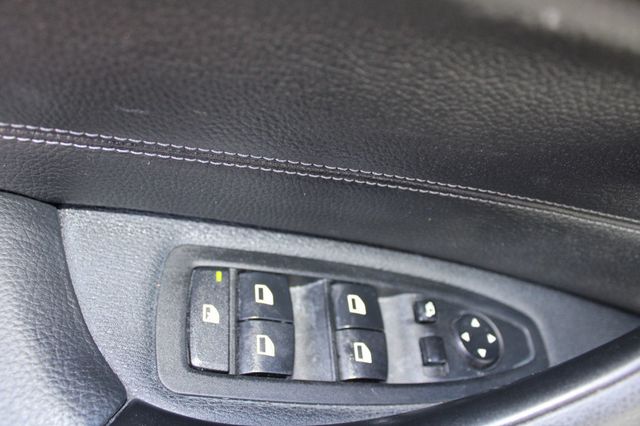 2017 BMW X1 sDrive28i - 22983884 - 39