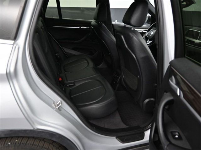 2017 BMW X1 sDrive28i - 22916955 - 14