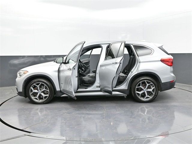 2017 BMW X1 sDrive28i - 22916955 - 26
