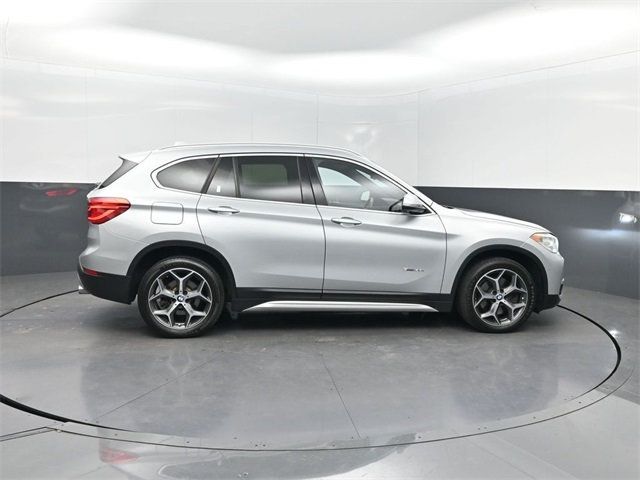 2017 BMW X1 sDrive28i - 22916955 - 38
