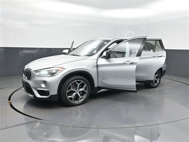 2017 BMW X1 sDrive28i - 22916955 - 41