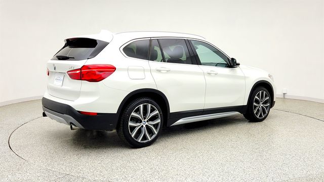2017 BMW X1 sDrive28i SAV w/ w/ Technology Package & 19'' Wheels - 23026778 - 4