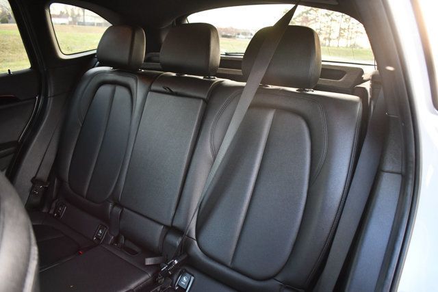 2017 BMW X1 xDrive28i - 22992822 - 27