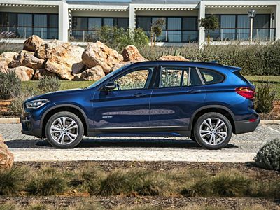 2017 BMW X1 - WBXHT3C36H5F82028