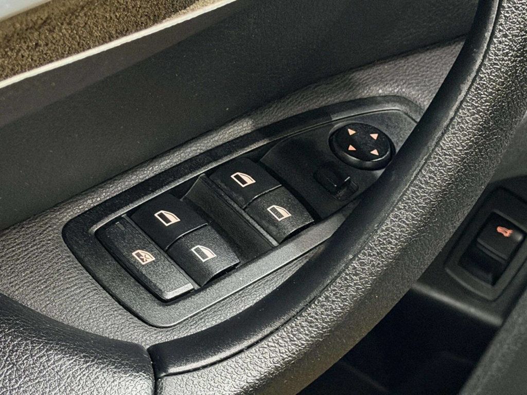 2017 BMW X1 xDrive28i - 23011858 - 15