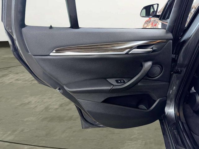 2017 BMW X1 xDrive28i - 23011858 - 18