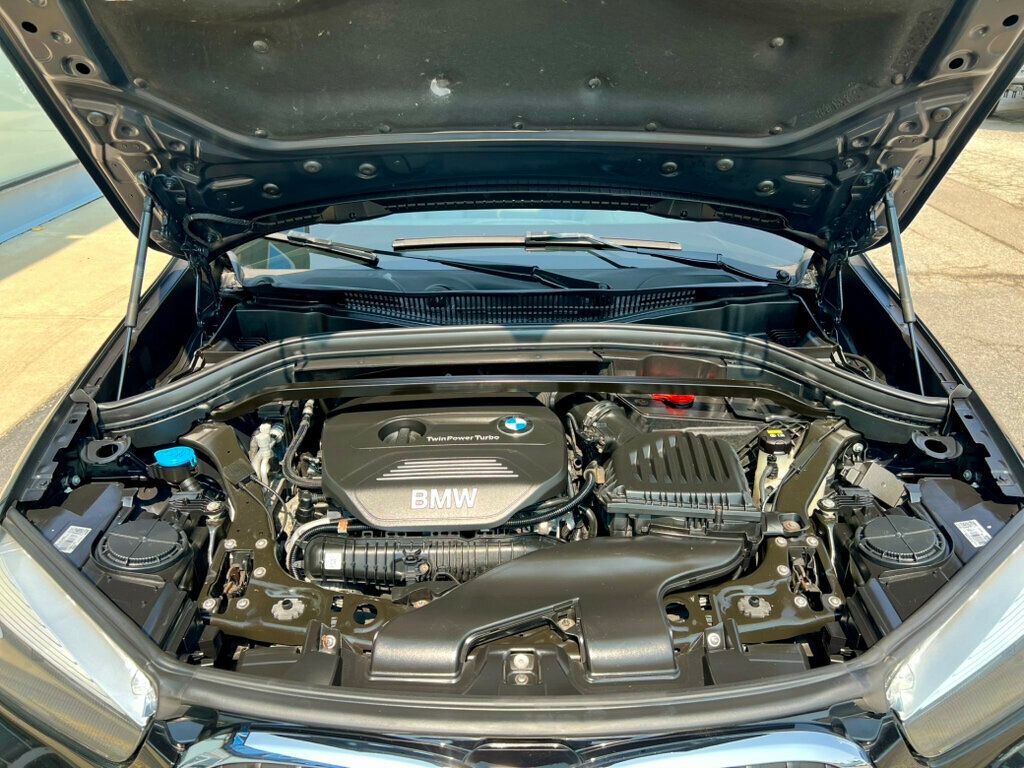2017 BMW X1 xDrive28i - 23052803 - 11