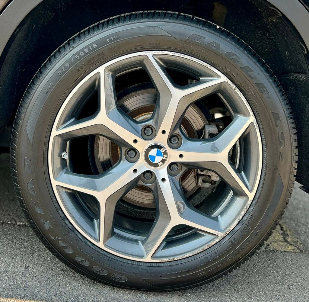2017 BMW X1 xDrive28i - 23052803 - 26
