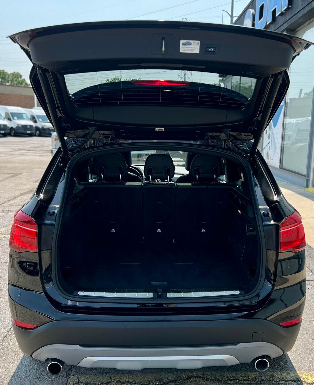 2017 BMW X1 xDrive28i - 23052803 - 8
