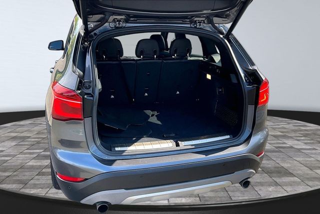 2017 BMW X1 xDrive28i - 23079287 - 38