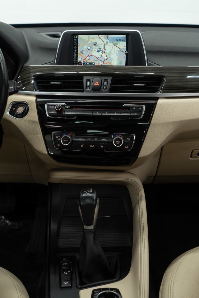 2017 BMW X1 xDrive28i - 23002129 - 21