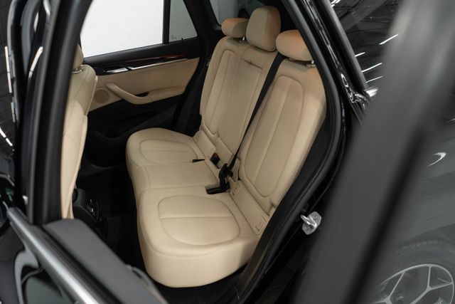 2017 BMW X1 xDrive28i - 23002129 - 27