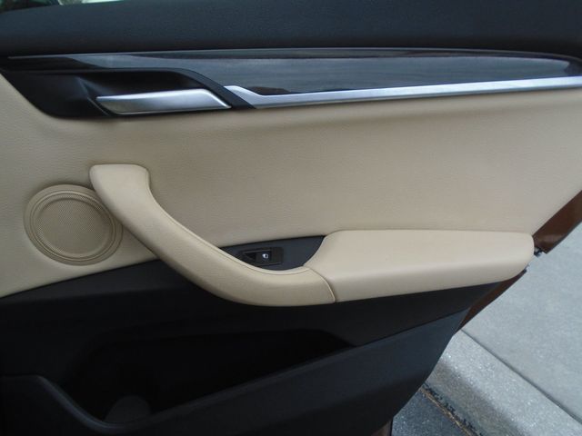 2017 BMW X1 xDrive28i - 22943220 - 34