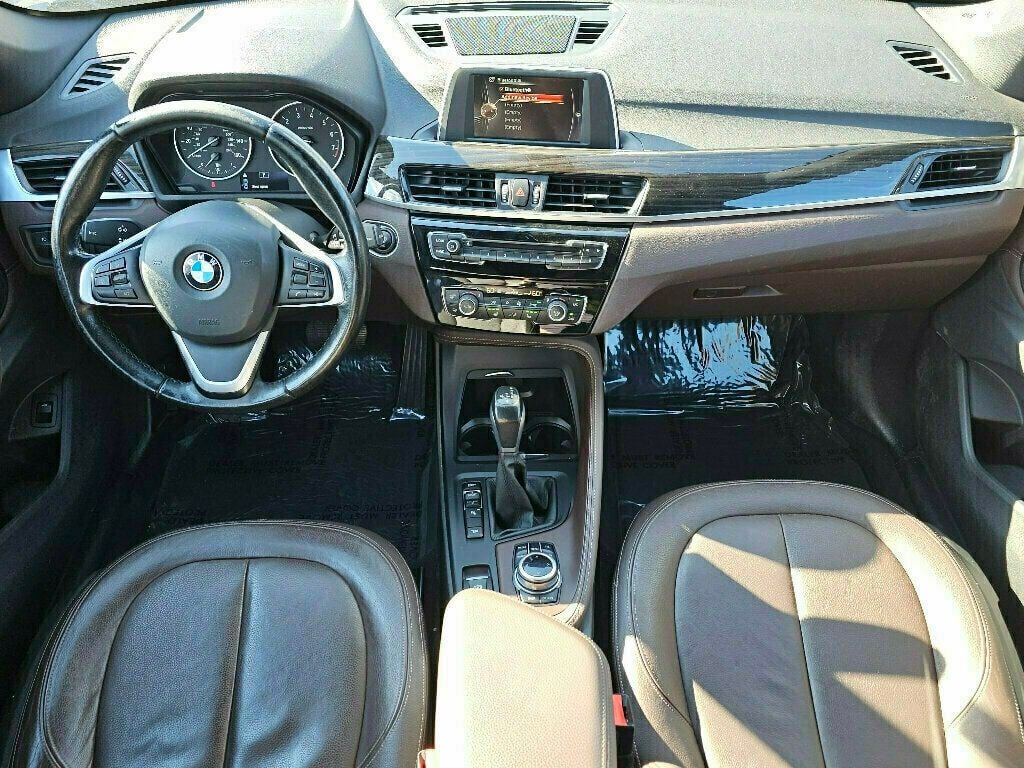 2017 BMW X1 xDrive28i - 22919196 - 1