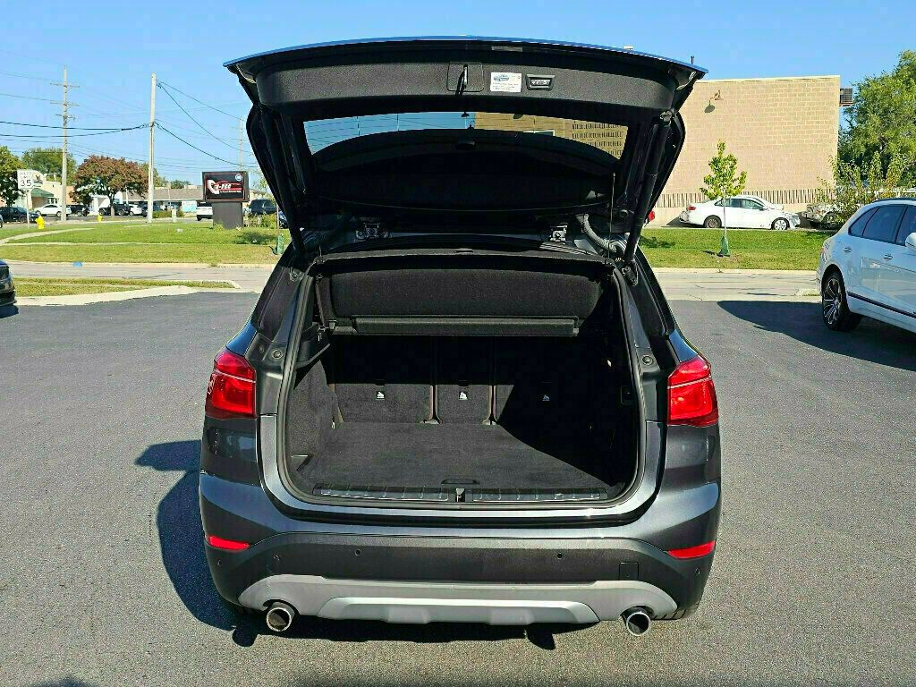 2017 BMW X1 xDrive28i - 22919196 - 34