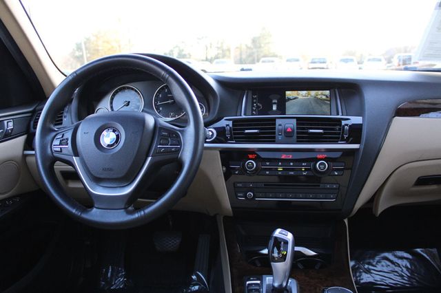 2017 BMW X3 sDrive28i - 22958449 - 12