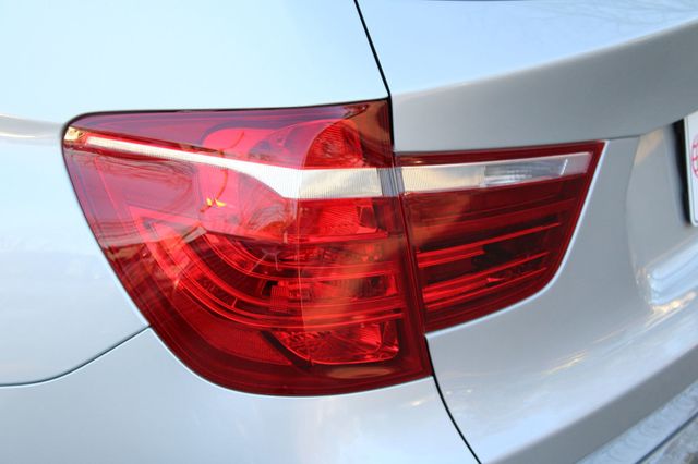 2017 BMW X3 sDrive28i - 22958449 - 31