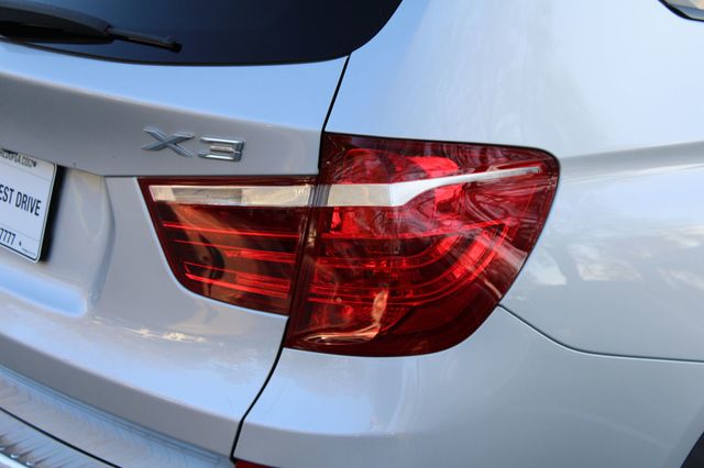 2017 BMW X3 sDrive28i - 22958449 - 32