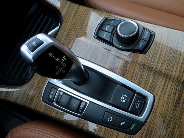 2017 BMW X3 xDrive28i - 23000684 - 37