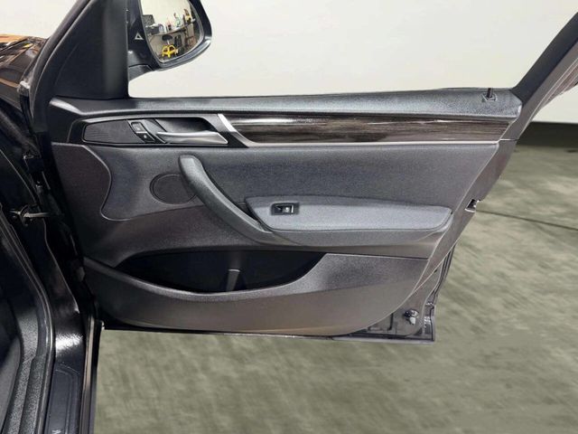 2017 BMW X3 xDrive28i - 22955572 - 25