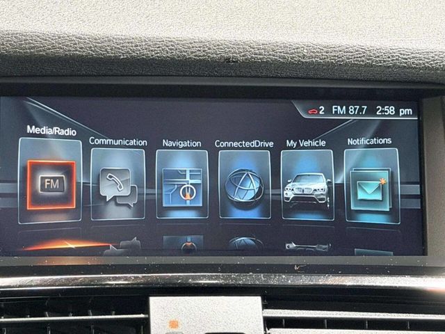 2017 BMW X3 xDrive28i - 22955572 - 44