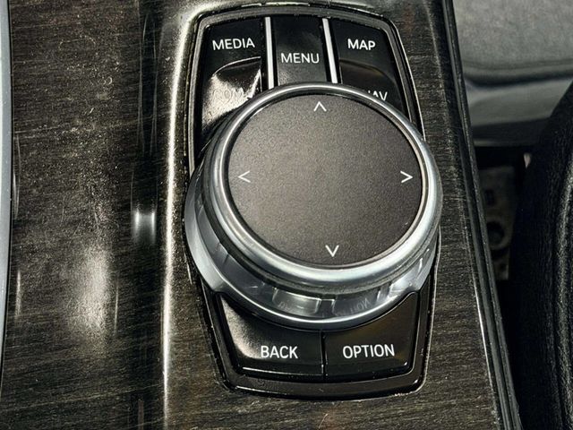 2017 BMW X3 xDrive28i - 22955572 - 50