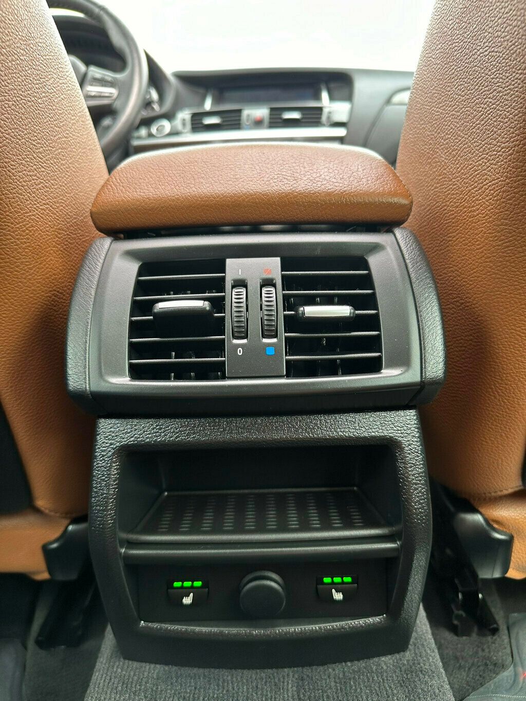 2017 BMW X3 xDrive28i - 22418218 - 36