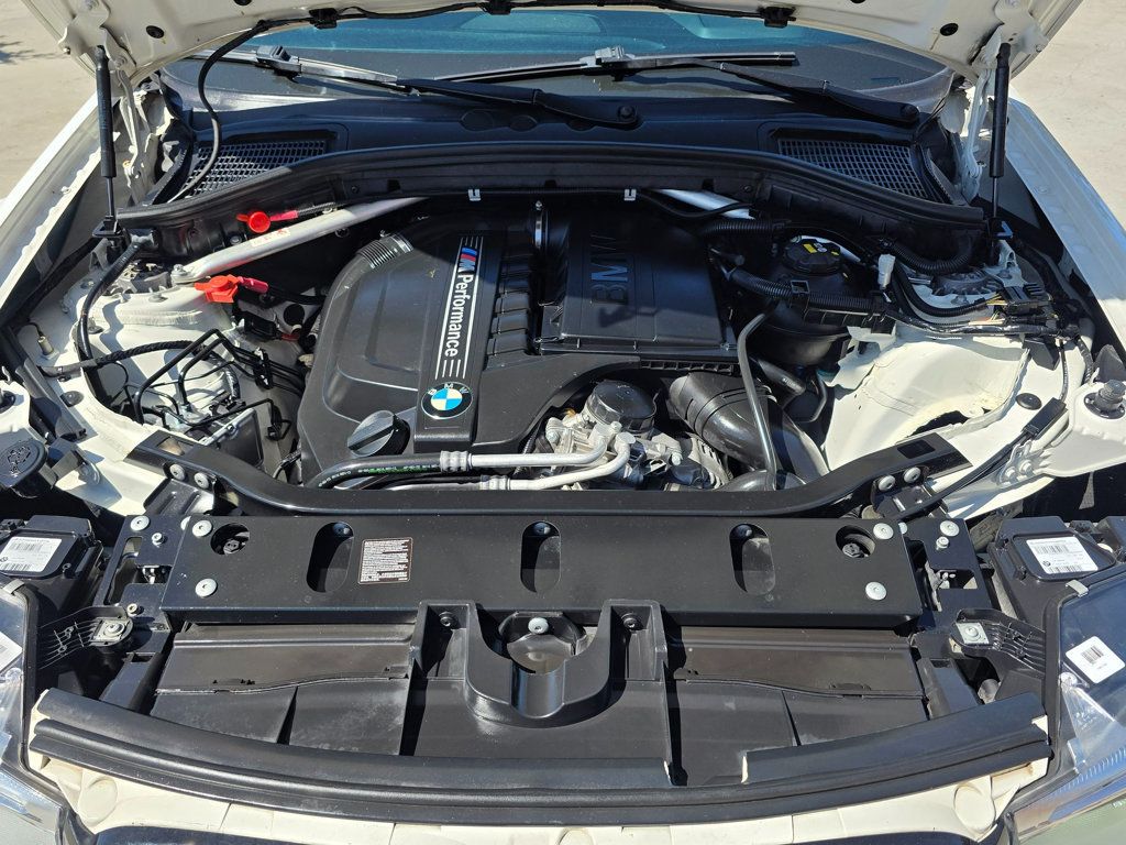 2017 BMW X4 M40i Sports Activity - 22995799 - 40