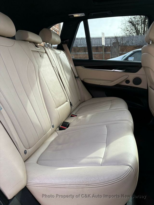 2017 BMW X5 Premium Pkg, Cold Weather Pkg, Harmon/Kardon Audio, & Carplay - 22975392 - 26