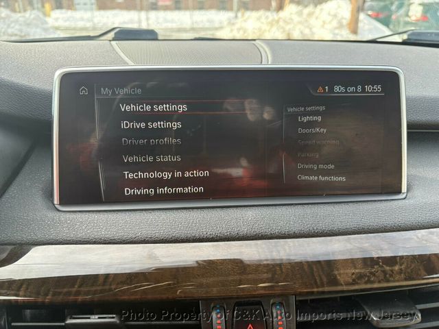 2017 BMW X5 Premium Pkg, Cold Weather Pkg, Harmon/Kardon Audio, & Carplay - 22975392 - 40
