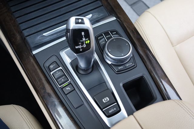 2017 BMW X5 sDrive35i Sports Activity Vehicle - 22920115 - 37