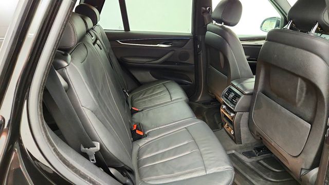 2017 BMW X5 xDrive35i SAV w/ Dakota Leather & Parking Assistant - 23085882 - 23