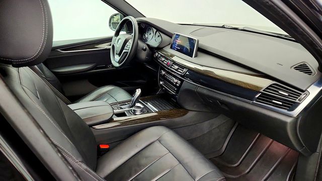 2017 BMW X5 xDrive35i SAV w/ Dakota Leather & Parking Assistant - 23085882 - 25